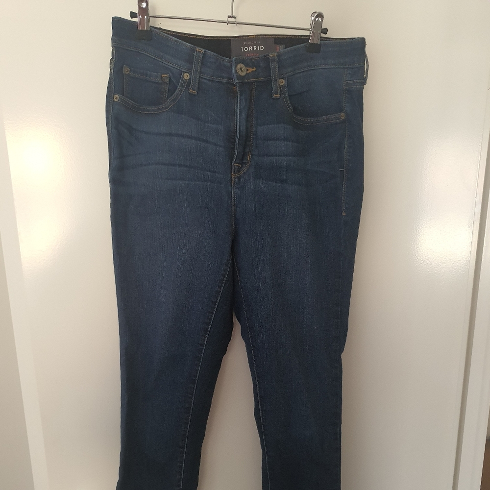 Torrid Sky High Skinny 14XT - Picture 3 of 4